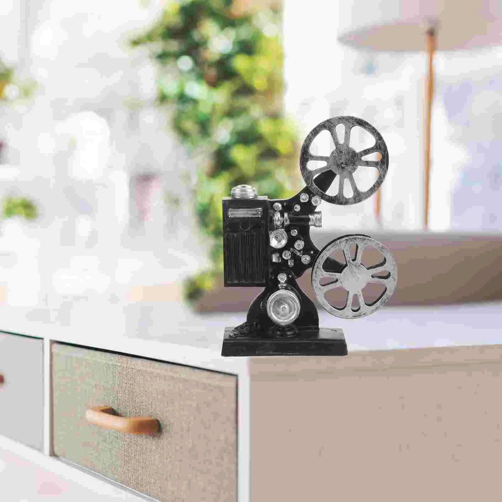 

Old Retro Projector Model Ornaments (small Size) Decorative Resin Overhead Desktop Craft Sculpture Statue