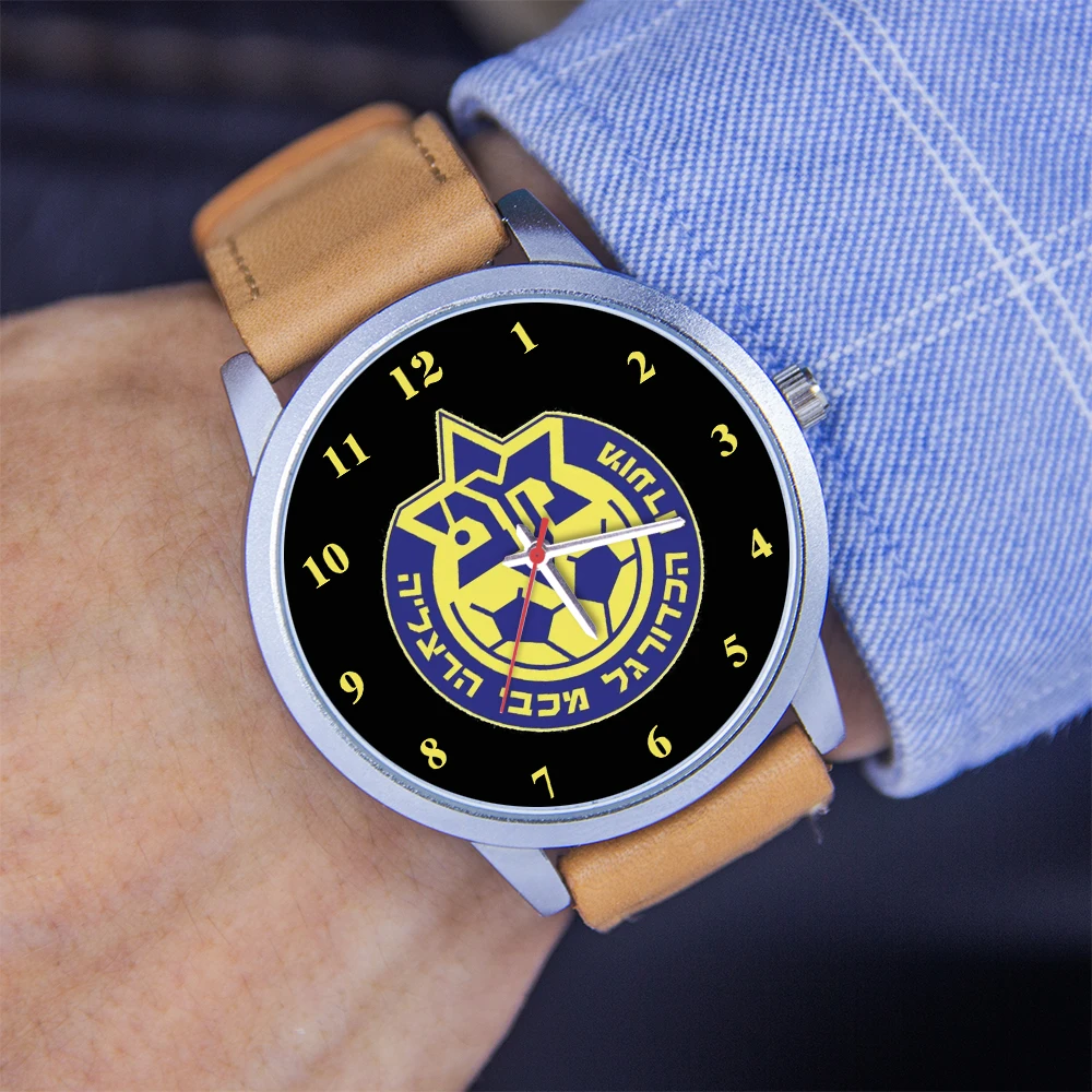 อิเล็กทรอนิกส์สองขนาดสากลสำหรับผู้ชายและผู้หญิงนาฬิกาฟุตบอลคลับของที่ระลึกโรสโกลด์เงินสายนาฬิกาหนังของขวัญสีดำ