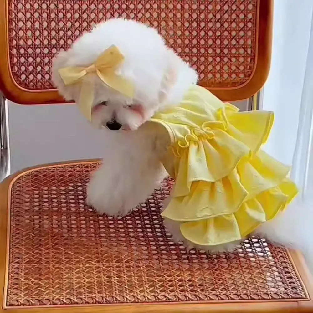 Fashion Cute Pet Love Strap Cake Skirt Breathable Soft Cat Princess Dresses Thin Design Pet Summer Clothes for Puppy Kittens