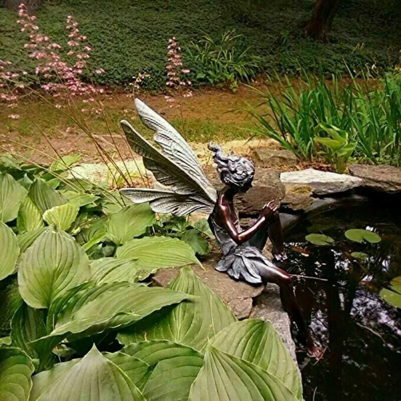 Europe Style Fairy Statue Creative Design Playing Flute Angel Sculpture Resin Elves Garden Lawn Ornament Friend Brithday Gift