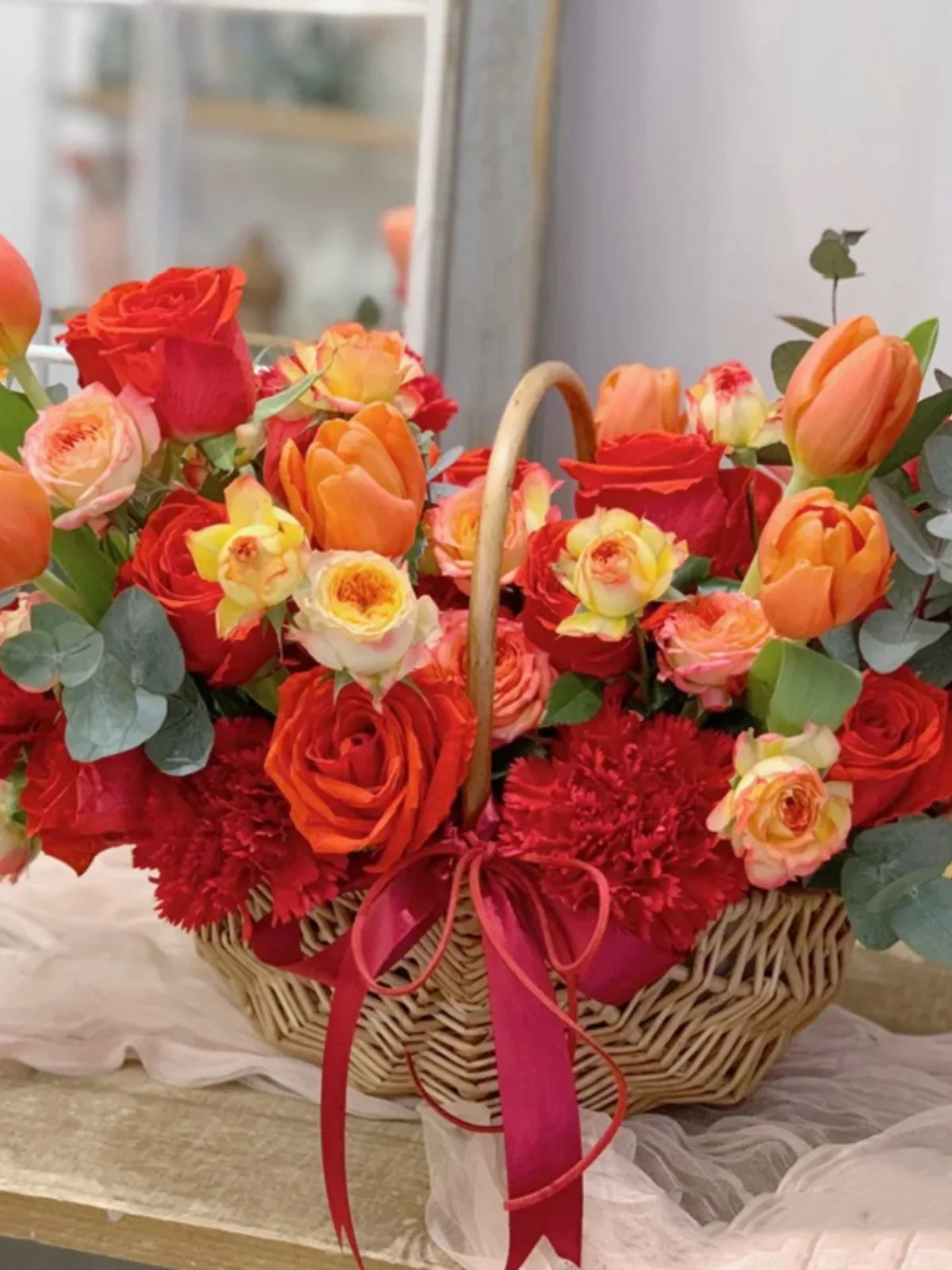 Crafted flower basket rattan watermelon blue hand-held straw willow bamboo basket handmade flower arrangement flower