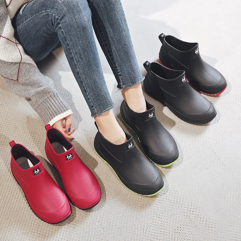 Men And  Women' Rain Boots Ankle Water Shoes Non-slip Waterproof Safety Work Shoes Warm Cotton Platform outer wear Couple Lovers