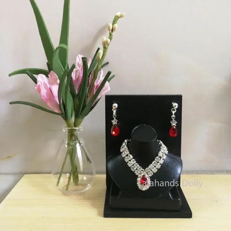 1:6 Doll Mini Jewelry Earring Necklace Set (including Display Rack) Model for Doll Decorative Toys, Doll Gift Accessories