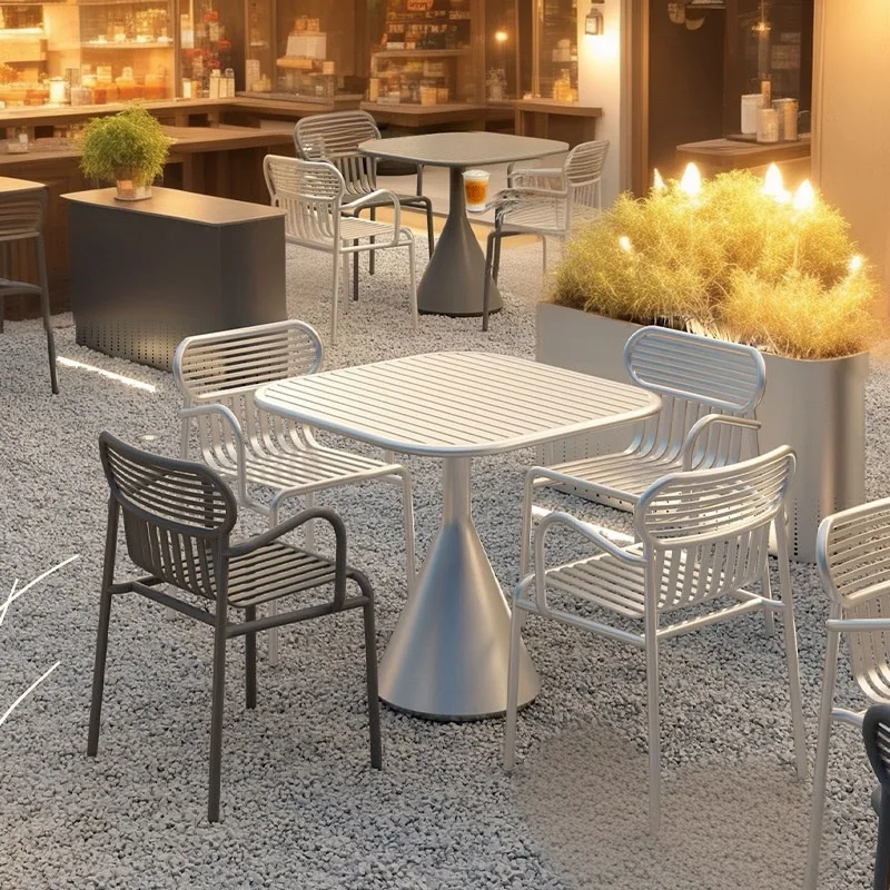 

Bar, café, terrace, outdoor courtyard, leisure table and chair combination, outdoor open-air wrought iron swing Internet celebri