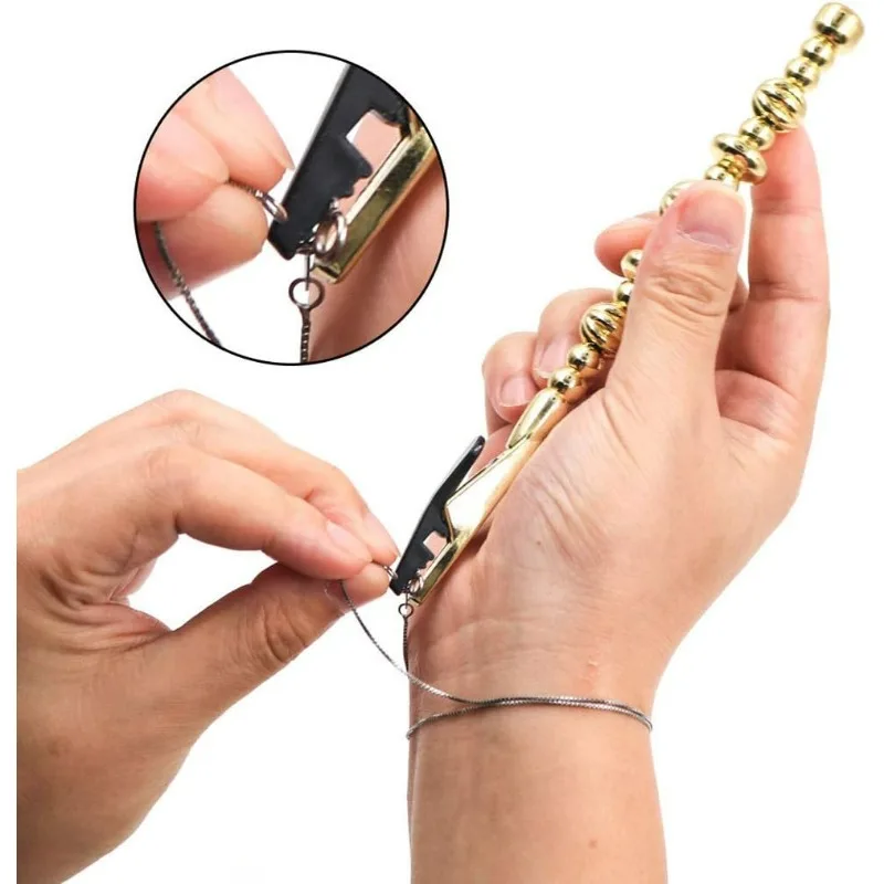 "Bracelet Fastening Tool 1PC - Jewelry Making Assistant with Magnetic Hook, DIY Bracelet Helper for Easy clasping & Wearing