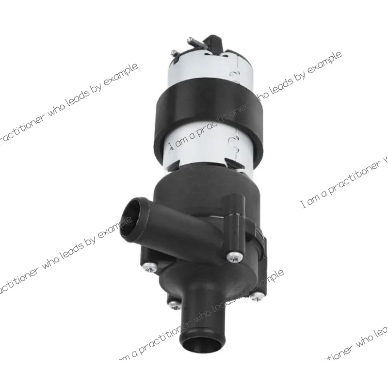 Pompe à eau auxiliaire 12V Mercedes-Benz - usage example