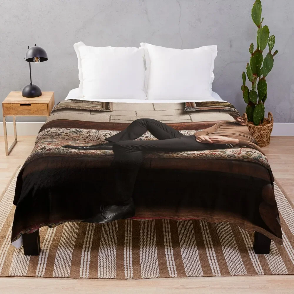 

Pedro Pascal Throw Blanket Anti Shedding Soft Fuzzy Blanket for Home
