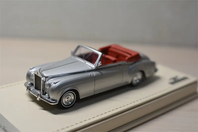 TSM 1:43 Scale Rolls Royce Silver Cloud Convertible Resin Car Model