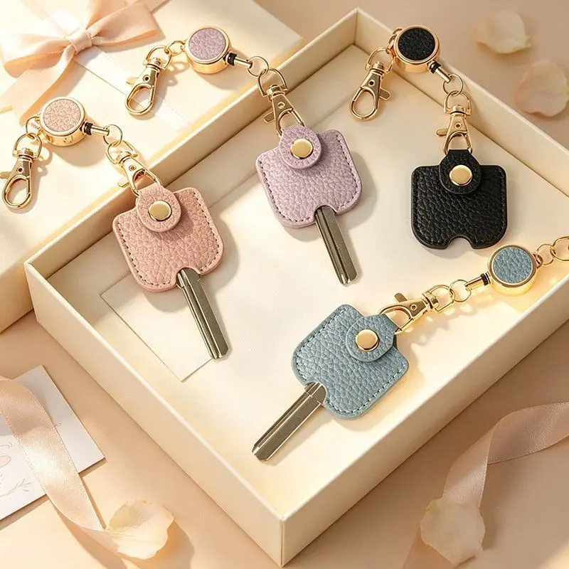 Women Retractable Faux‑Leather Keychain, 11.81‑Inch Anti‑Lost Key Holder with Golden Clasp, Portable Keyring, 3 Colors Available