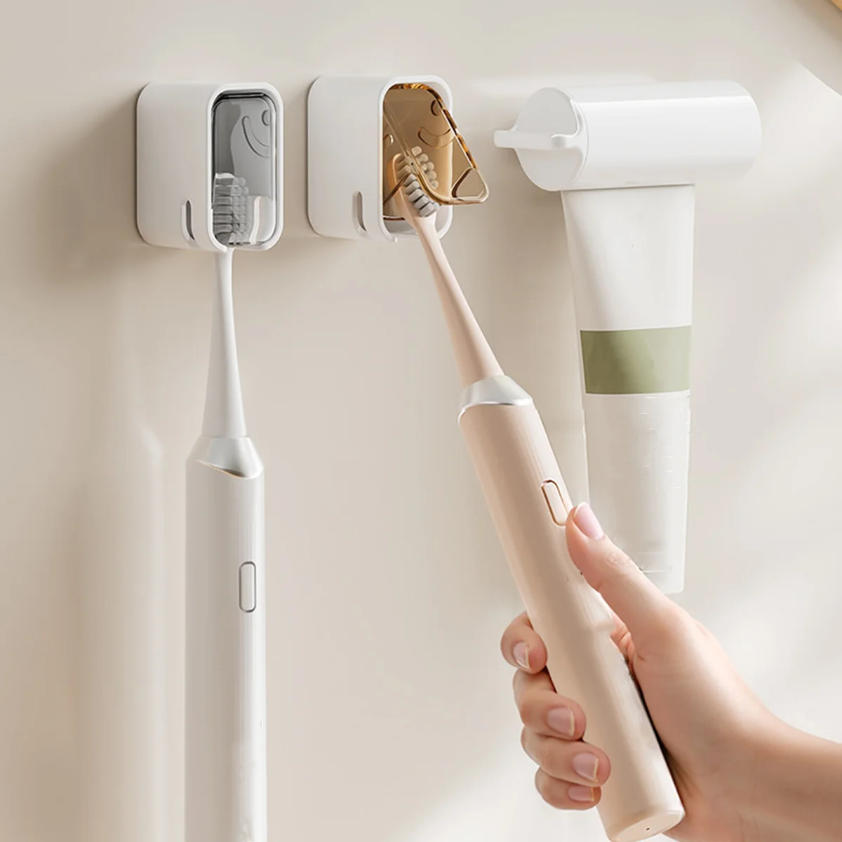 Non-punching Toothbrush Shelves Wall-mounted Dust-proof Storage Box with Lid Electric Toothbrush Holder Ordinary Toothbrush Use