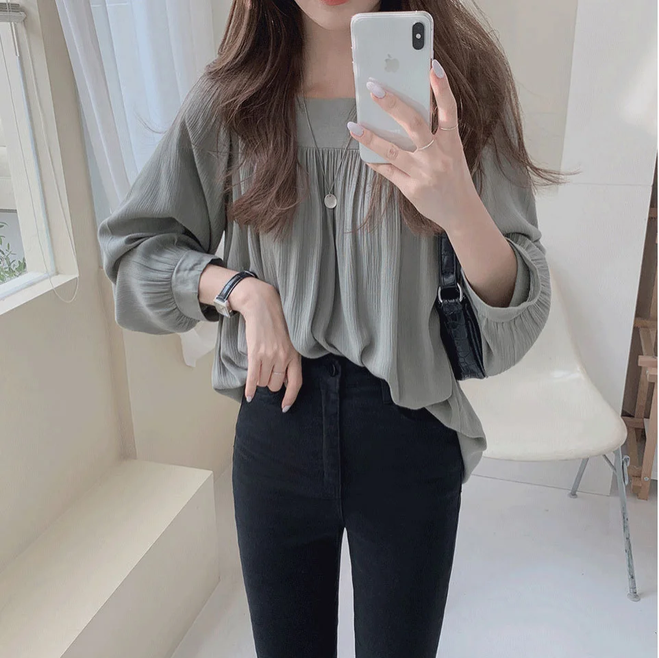 Dusty Gray Crew Neck Gathered Front Blouse Women Puff Elastic Cuff Long Sleeve Loose Wrinkle Texture Casual Top ﻿ ﻿