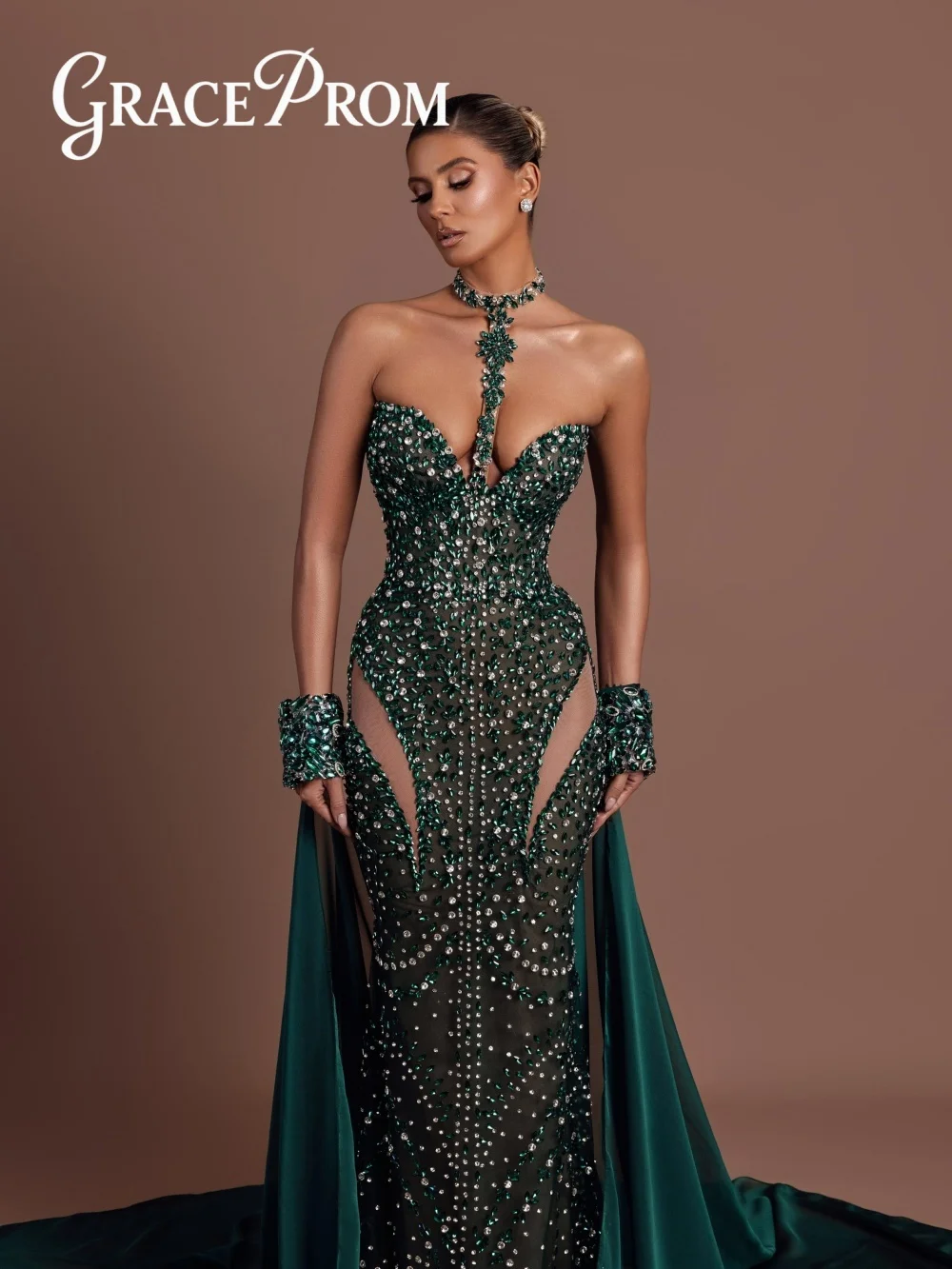 

Romantic Sweetheart Crystal Evening Dress 2026 Romantic Beaded Sleeveless Carpet Gown Exquisite A Line Floor Length Party Gown