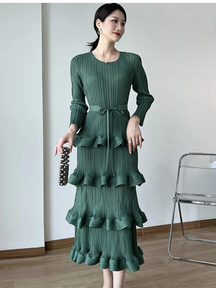 LANMREM Long Pleated Dress Women Round Neck Solid Color Ruffles Cake Belt Dresses Multi-layer Female Elegant Clothing 2R6863