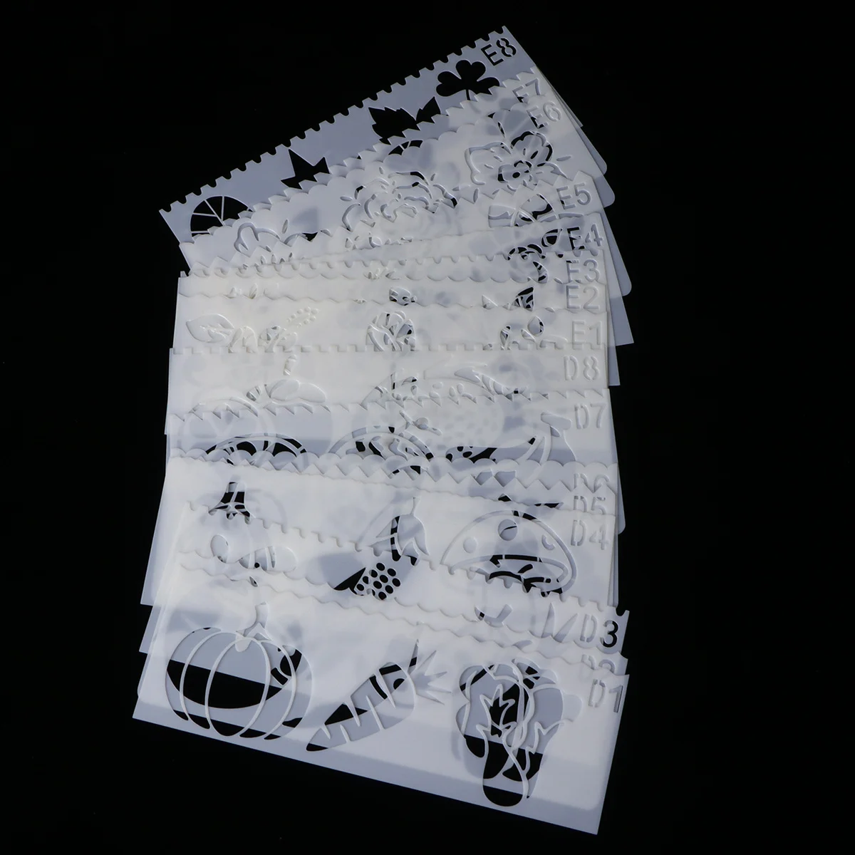 ชุดลายฉลุพลาสติกแบบโปร่ง 32 ชิ้น น้ำหนักเบา พกพาสะดวก สำหรับเด็ก งานศิลปะ งานฝีมือ แบบฝึกหัดระบายสีสำหรับเด็ก