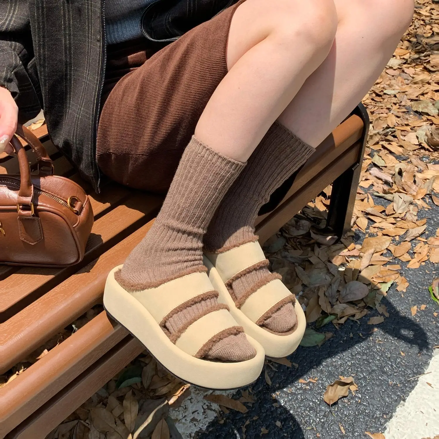 Slippers Casual Low Shoes Slipers Women Platform Fur Flip Flops Slides Luxury 2025 Plush Soft Fabric Hoof Heels Rome Leisure PU image 4