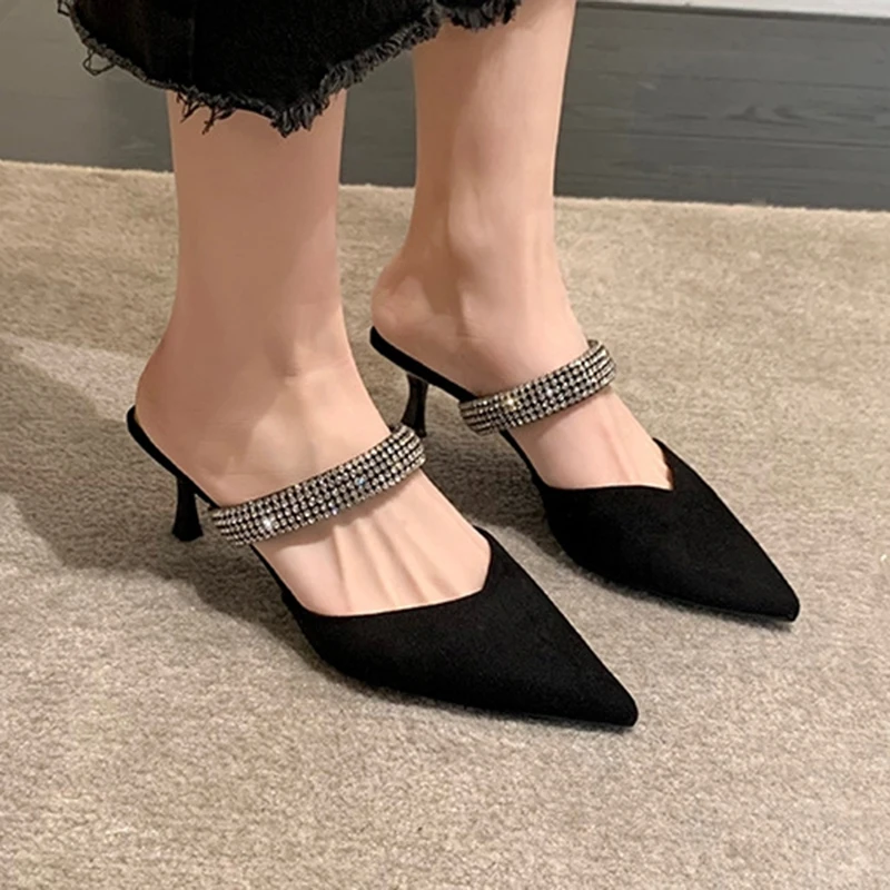 Sandały Crystal Strap Mule Shoes for Women 2024 Black White Pointed Toe Party Wedding Shoes Woman Luxury Stiletto Heels Shoes