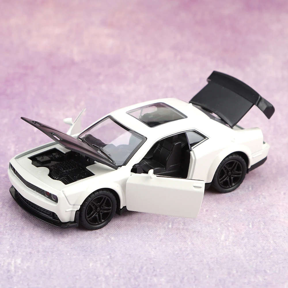 

(Corrugated box) 1/36 scale, four-door American muscle sports car style toy car, powerful recoil, metal casting, boy's toy