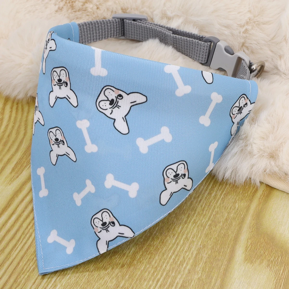 1PC Square Mouth Towel for Indoor and Outdoor Use Triangular Bandage Cartoon Pattern Pet Dog