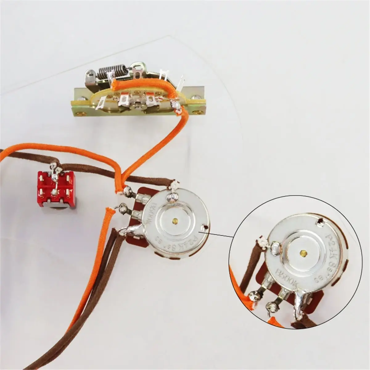 

Комплект предварительно подключенной проводки N94R для электрогитар ST/SQ HSH HH и аналогичных моделей, отлично подходит для подключения звукоснимателей.