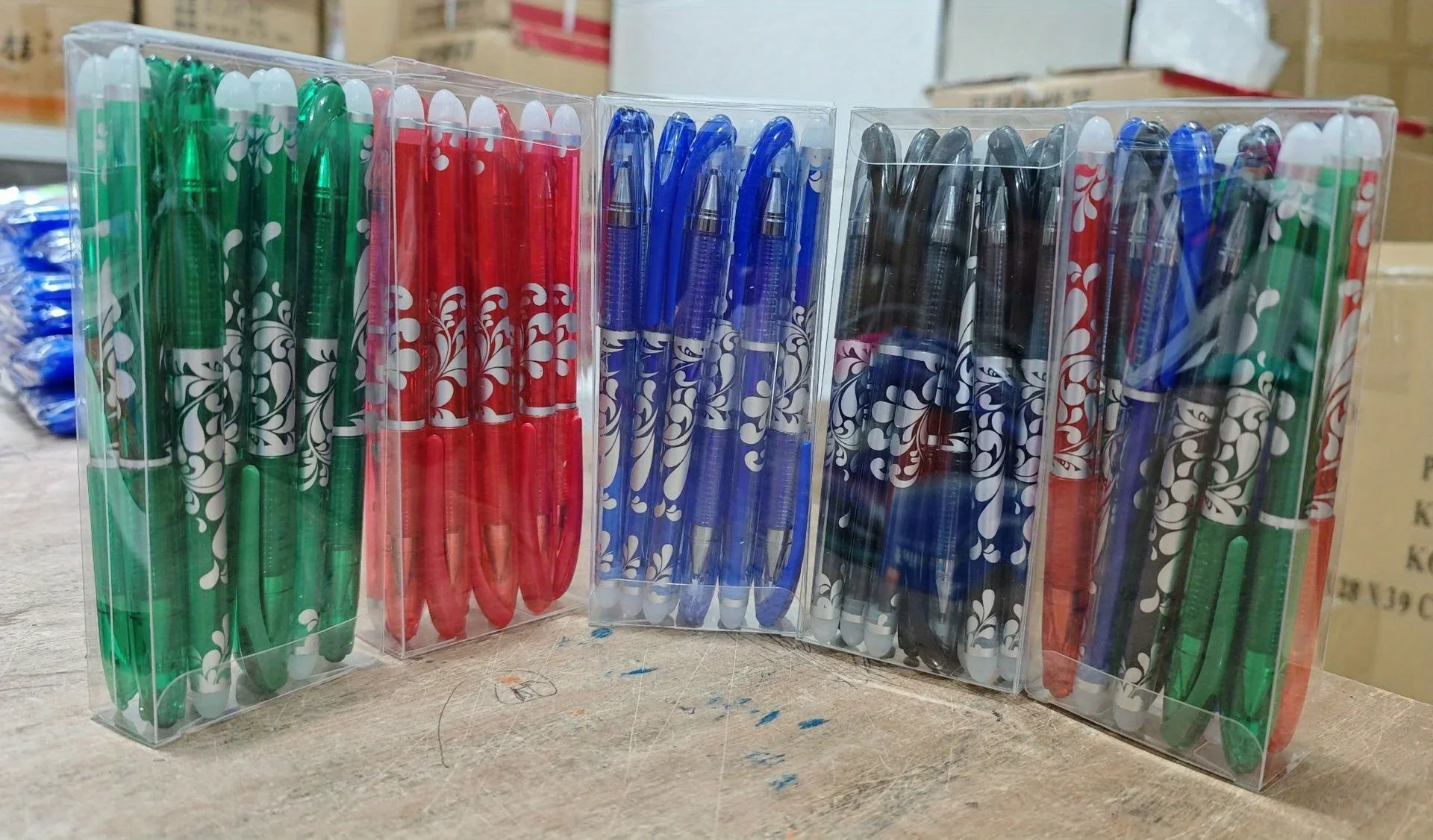Mehrfarbige löschbare Gelstifte in Box, mittlere Spitze 0,5 mm, glattes Schreiben, geeignet für Büro und den täglichen Gebrauch, Weihnachtsgeschenk – Detail 2