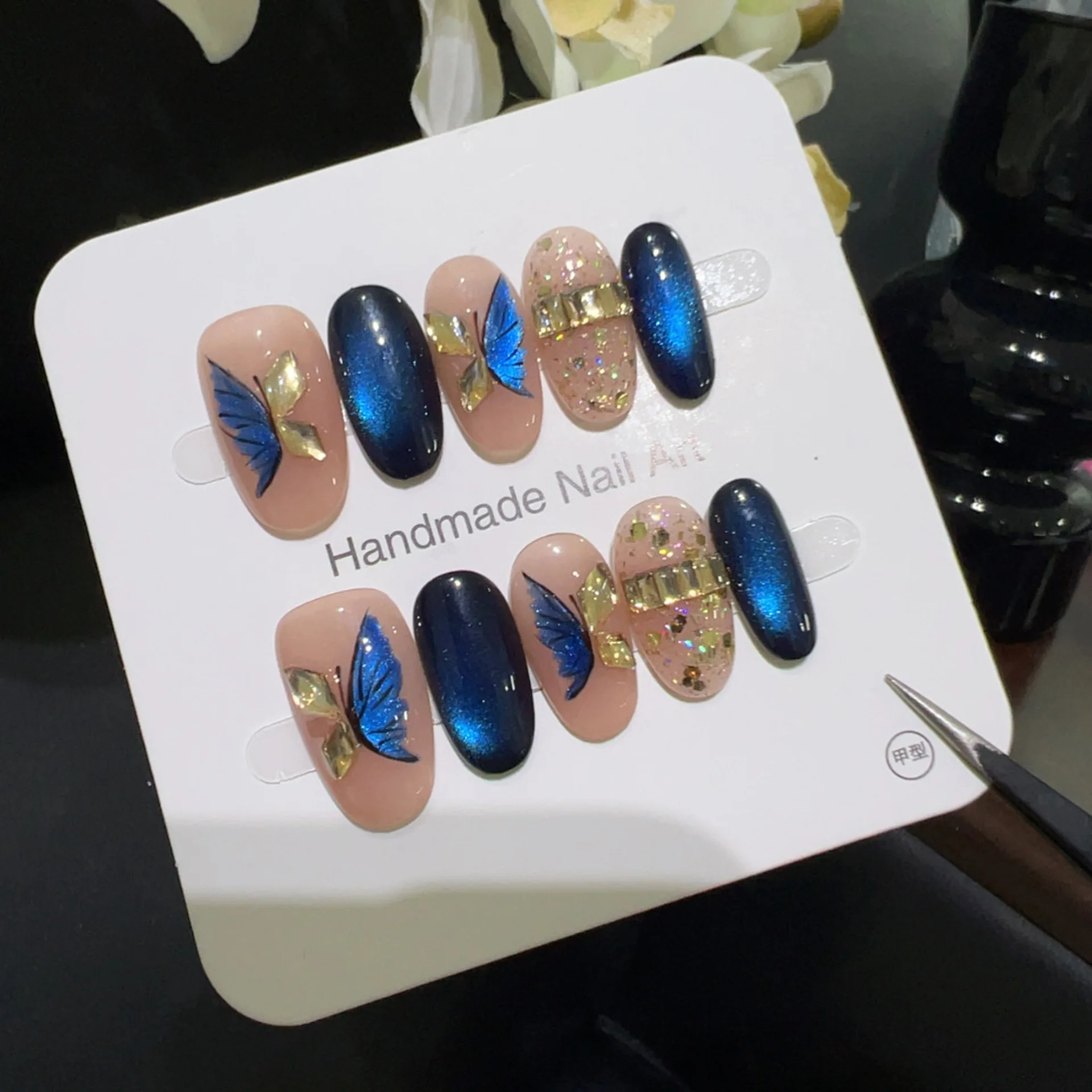 10 قطعة اليدوية قصيرة البيضاوي الصحافة على الأظافر لامعة الأزرق القط العين حجر الراين فراشة الترتر تصميم الأظافر وهمية يمكن ارتداؤها مسمار لفتاة #1