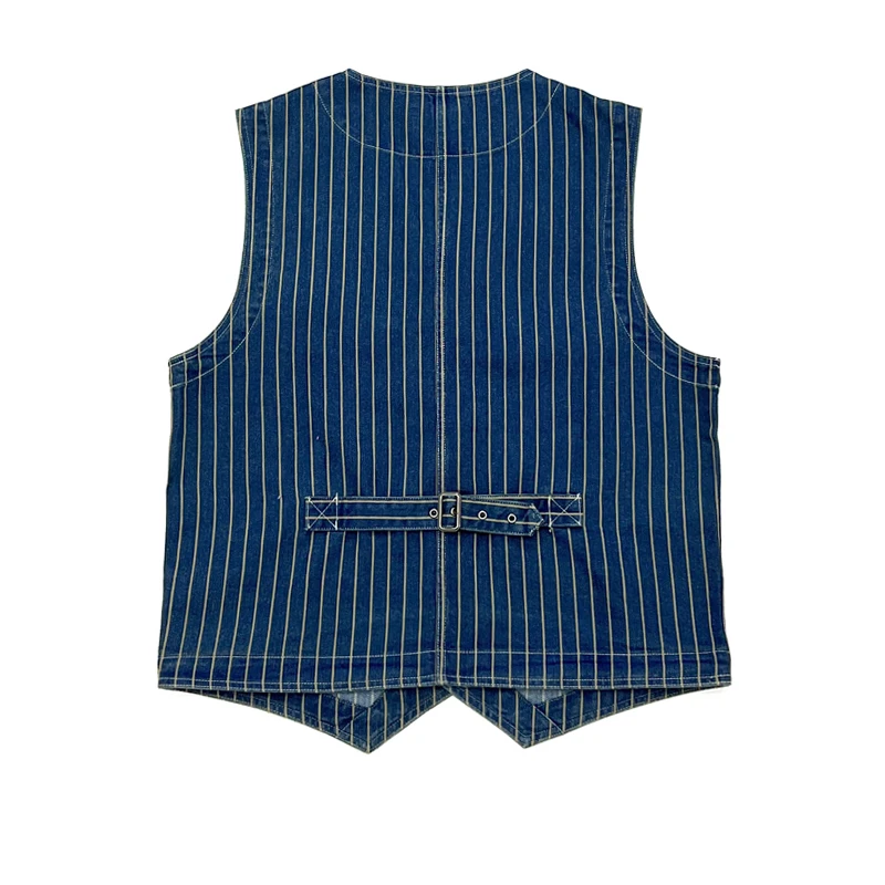 Hipster men with vintage stripes to do old washed clip work multi-pocket vest folded to wear a Mei khaki vest