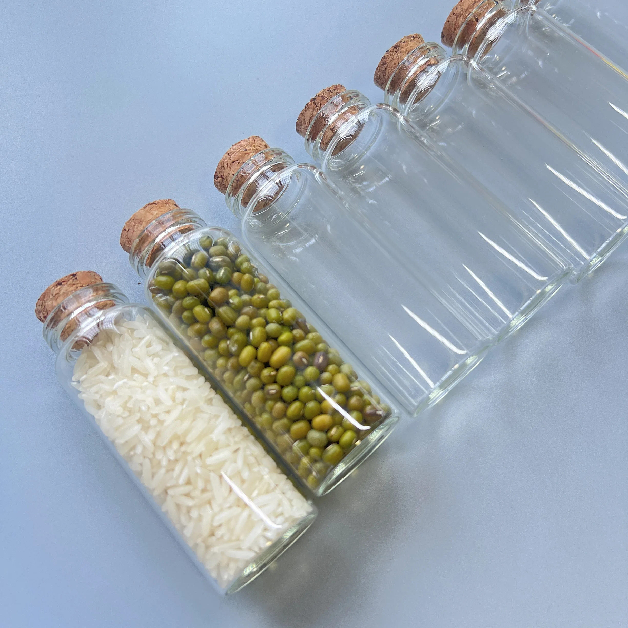 10/15/56 PCS 40ml Narrow Neck Glass Bottles Cork Spice Jars for Kitchen Storage Seeds Containers DIY Herb Vials Home Decor