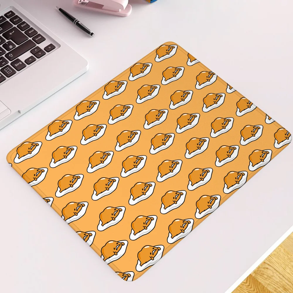 Small Computer Mat Gudetama Pc Accessories Hot Pad Cute Mouse Pad Anime Game Mats Mousepad Company Gamer Girl Gaming Laptop Desk