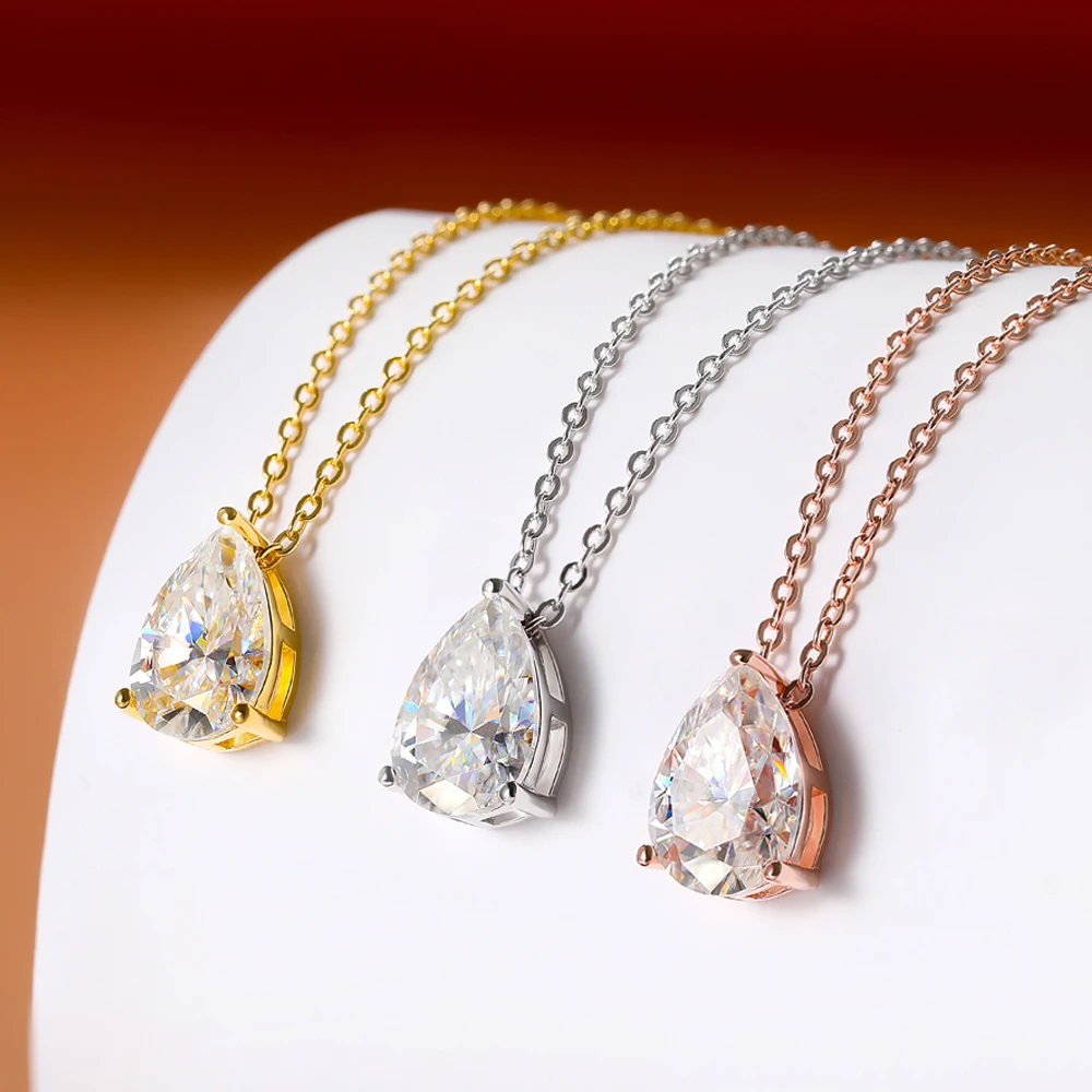 Thumbnail 2 - #6 Trending Moissanite Pendant Necklaces Right Now