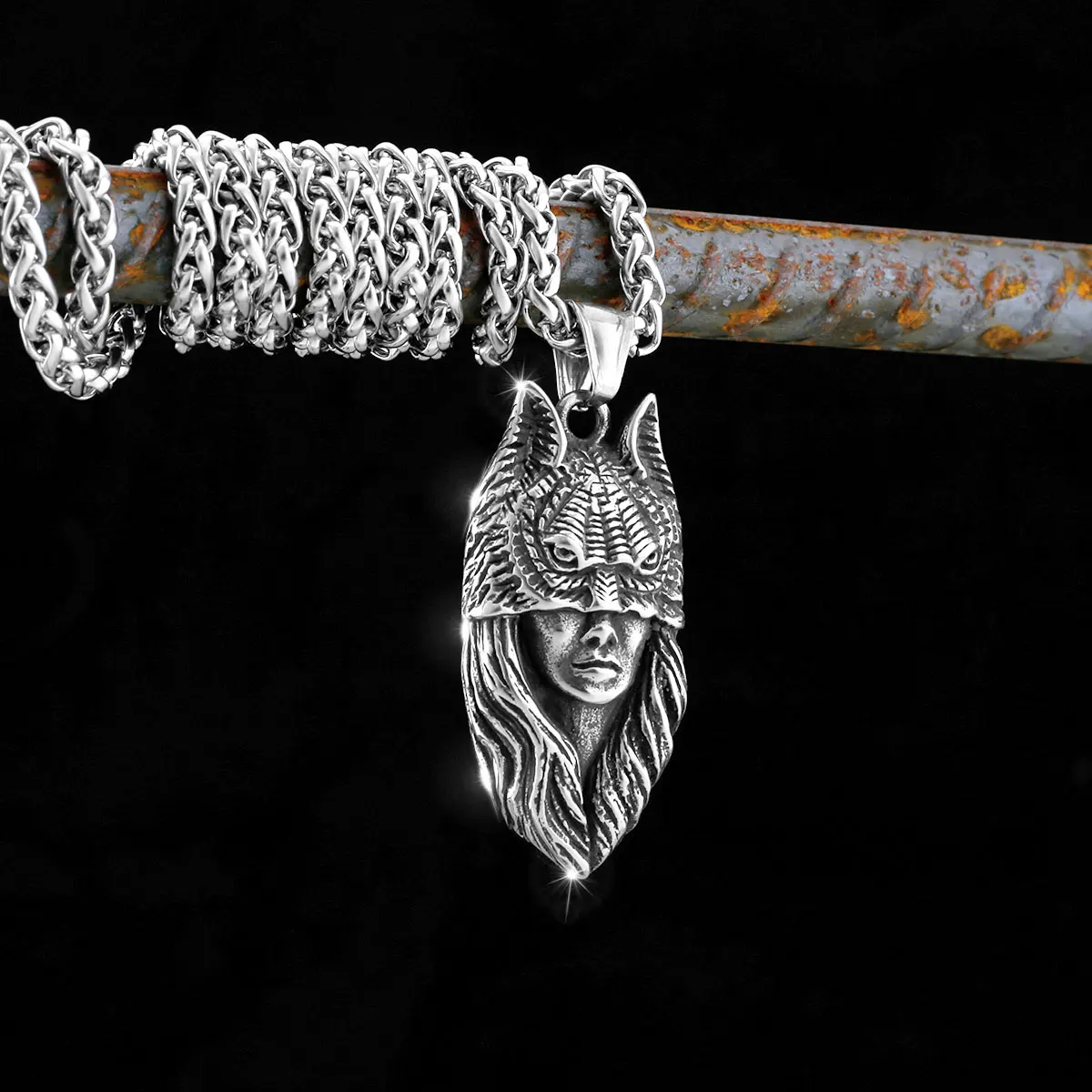 

High-quality Vintage Viking Skull Necklace Nordic Men's Stainless Steel Odin Valknut Amulet Pendant Jewelry Wholesale Free Mail