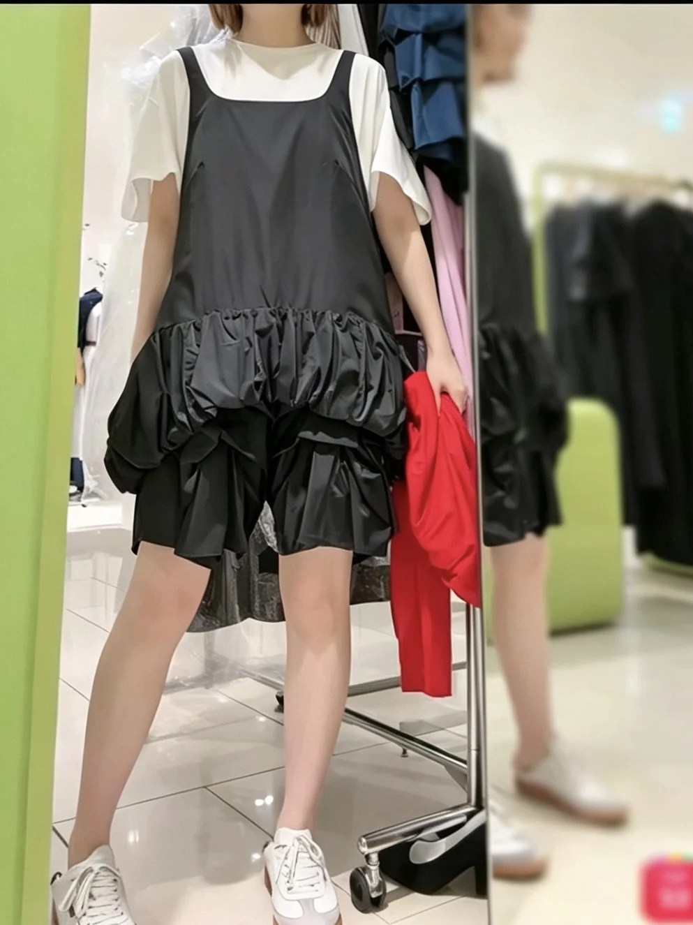 Shiny Texture Ruffle Hem Light Weight Vest Top Irregular Layering Women's Fashion Commute Style Single Piece Autumn 2026