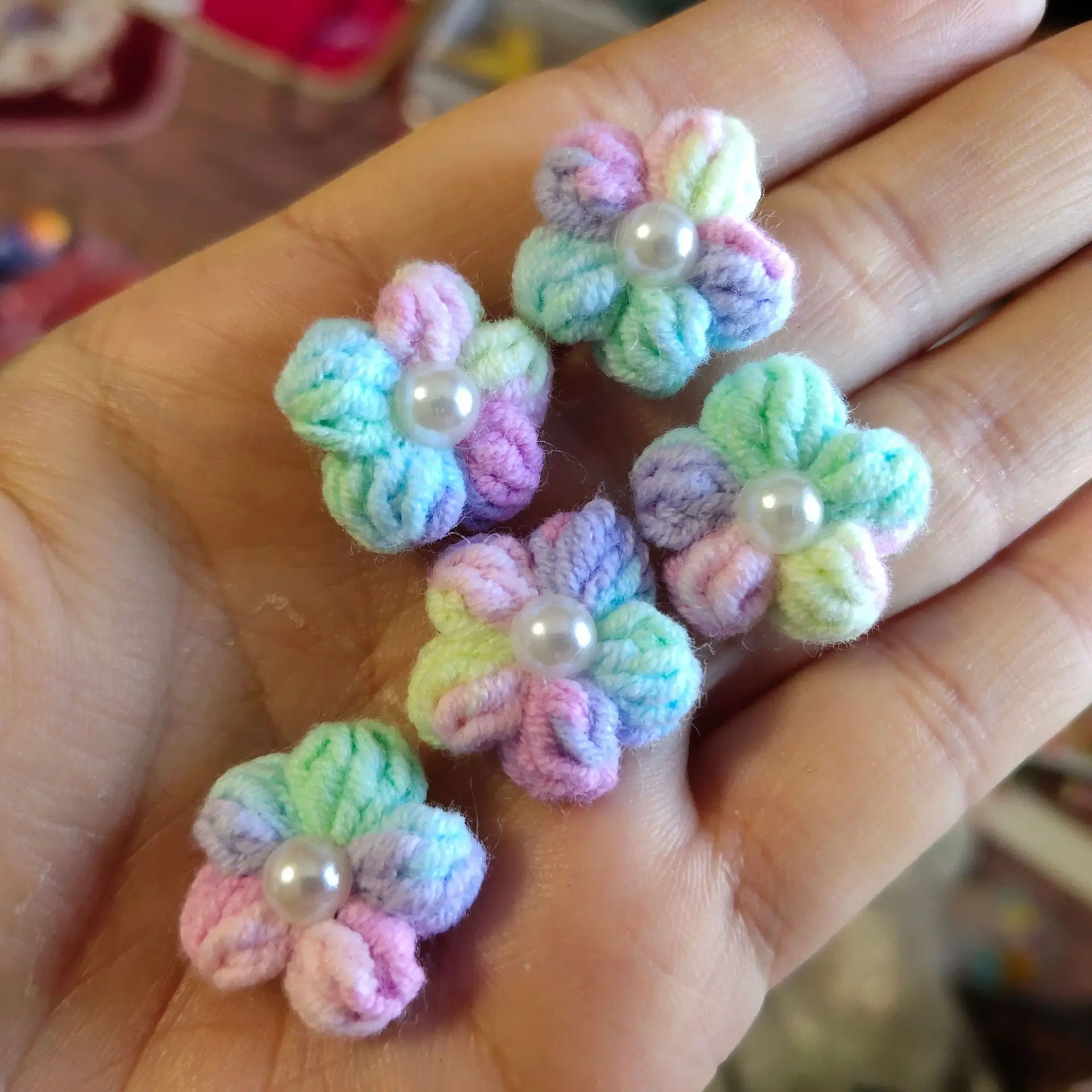 40Pcs Pearl Puff Gradient Color Block Cute Flowers For Cloth Ornaments Crochet  Knitting Accessories For Bags Handmade Gift 2CM