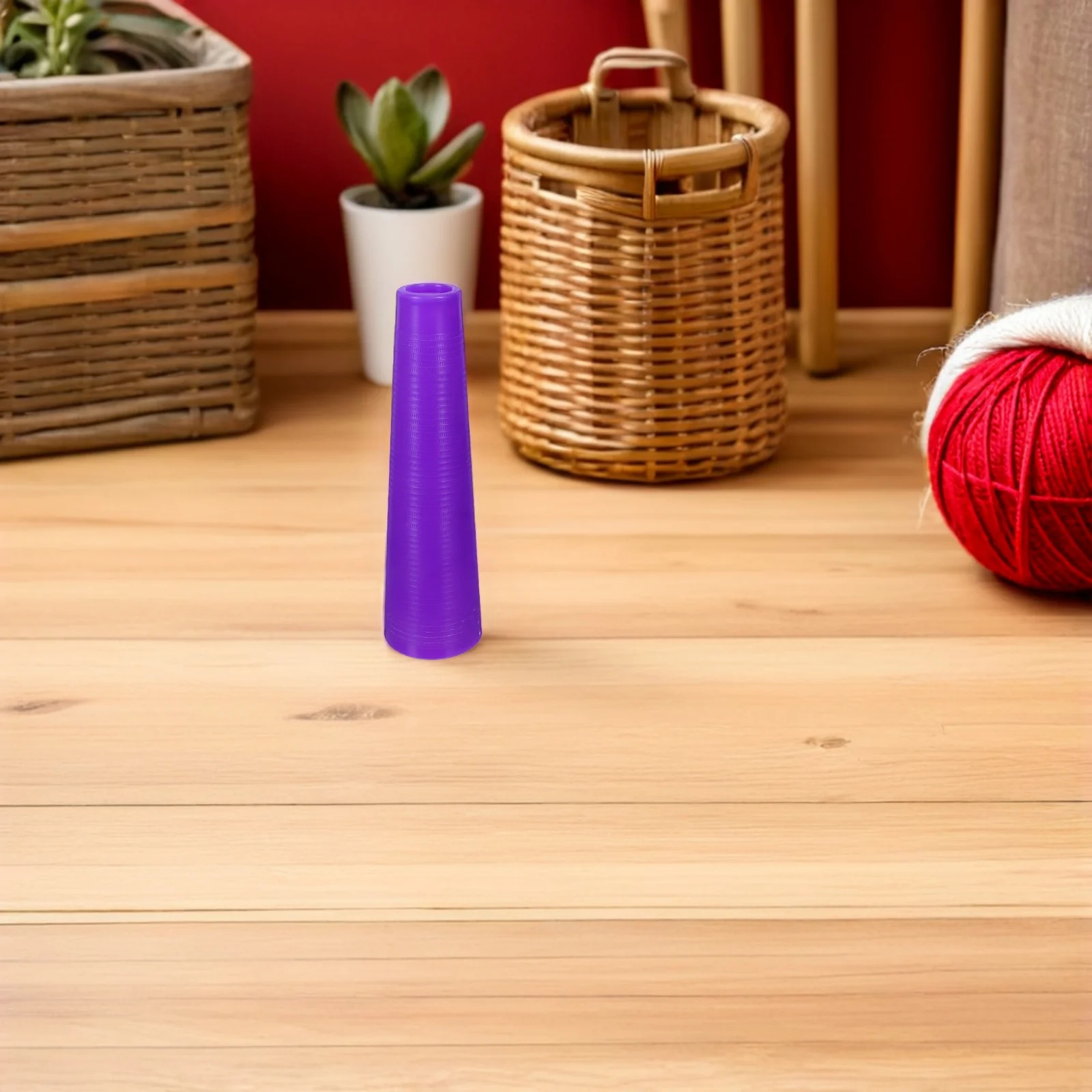 

10Pcs Plastic Yarn Winding Bobbins Tapered Thread Spools for Knitting Embroidery Wool Storage Tube Yarn Holder for Craft Work