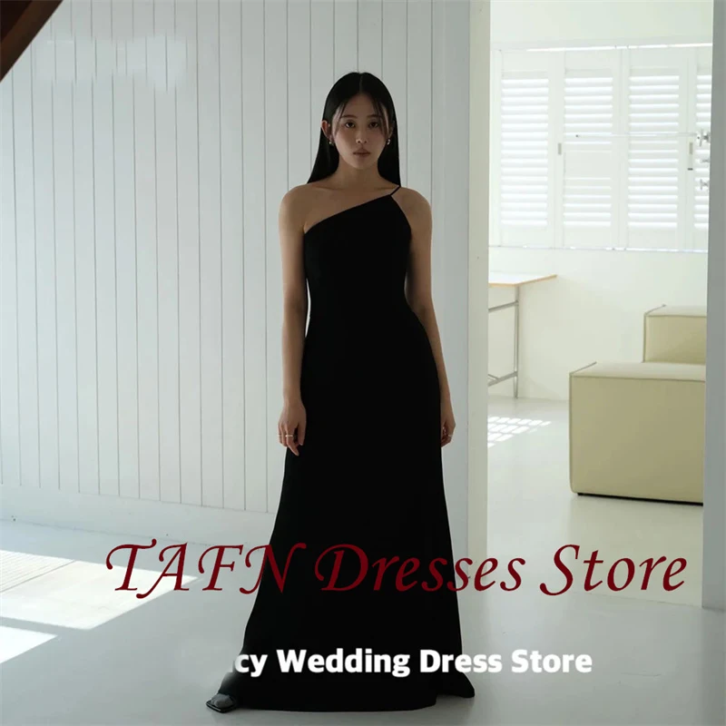 TAFN Simple Black A Line Wedding Dress Korea Photo Shoot One Shoulder Elastic Satin Bridal Gown Floor Length 웨딩드레스 customized