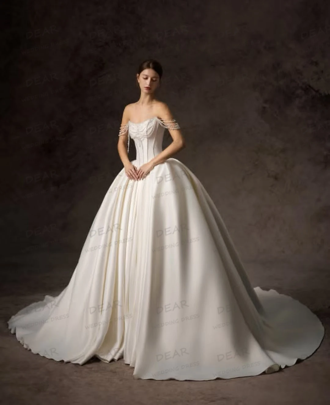 Luxo babados vestidos de casamento feminino sexy sem mangas uma linha vestidos de noiva trem varredura cetim sem costas vestidos de novia personalizado