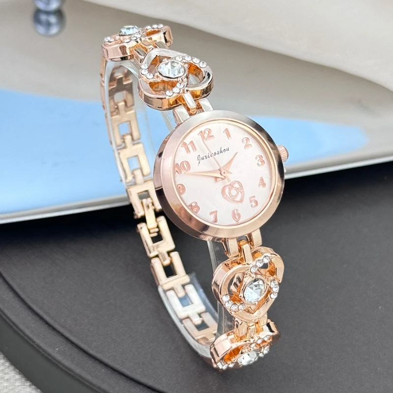 

Набор браслетов из сплава Love, женские часы с полным цифровым циферблатом, компактные изысканные легкие роскошные модные кварцевые часы