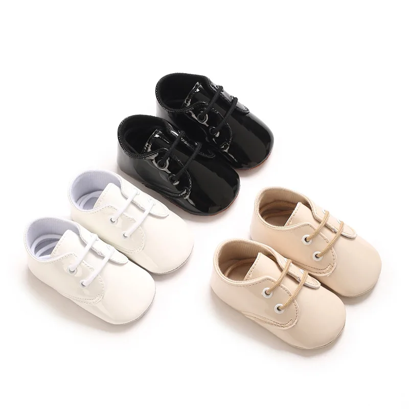 

Весенние детские туфли 2026 для малышей 0-18 месяцев: глянцевые, на шнуровке, для первых шагов, с мягкой нескользящей подошвой