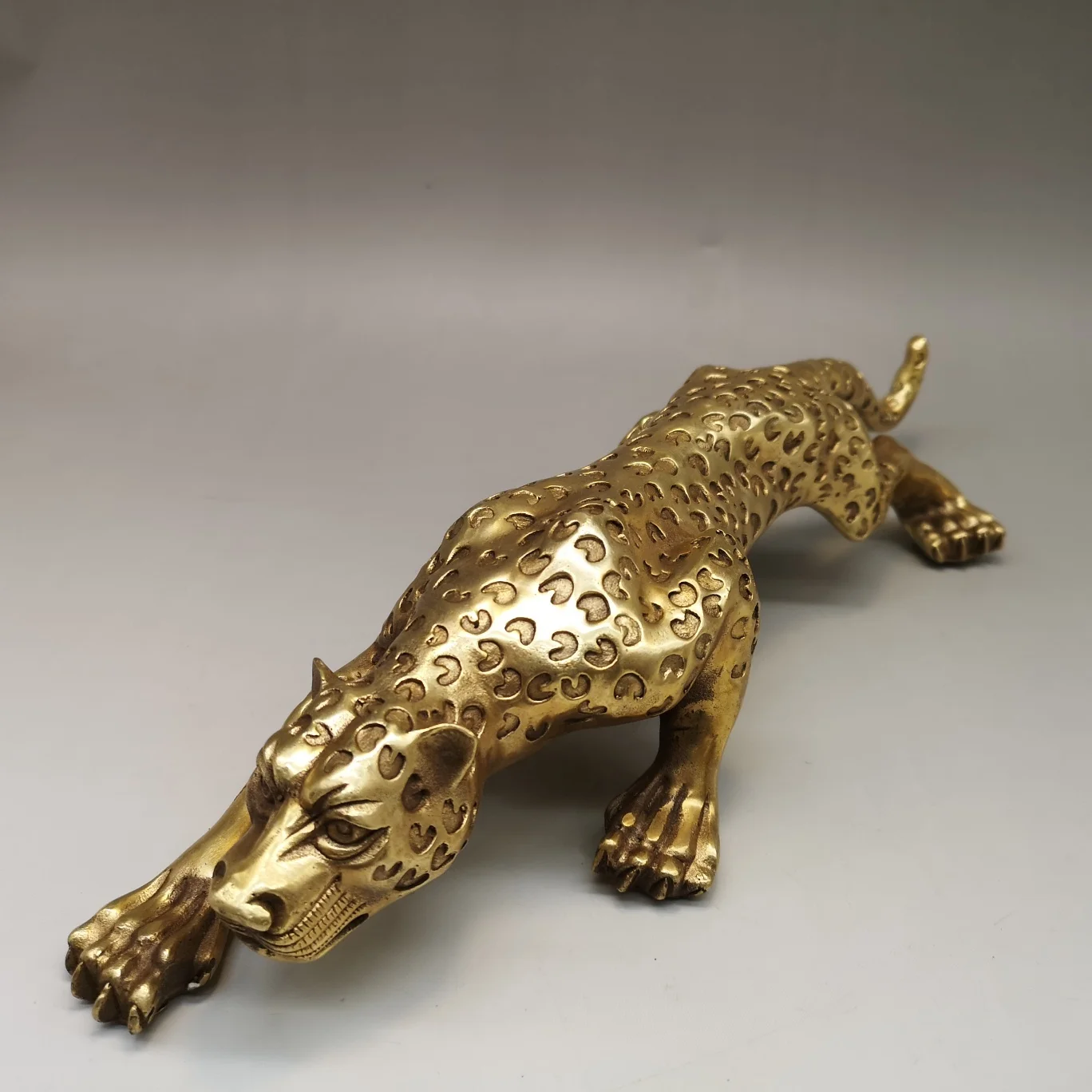 

Leopard Statue Golden Leopard Animal Decor Statue Modern Abstract Geometric Style Brass Home Office Desktop Decor Crafts