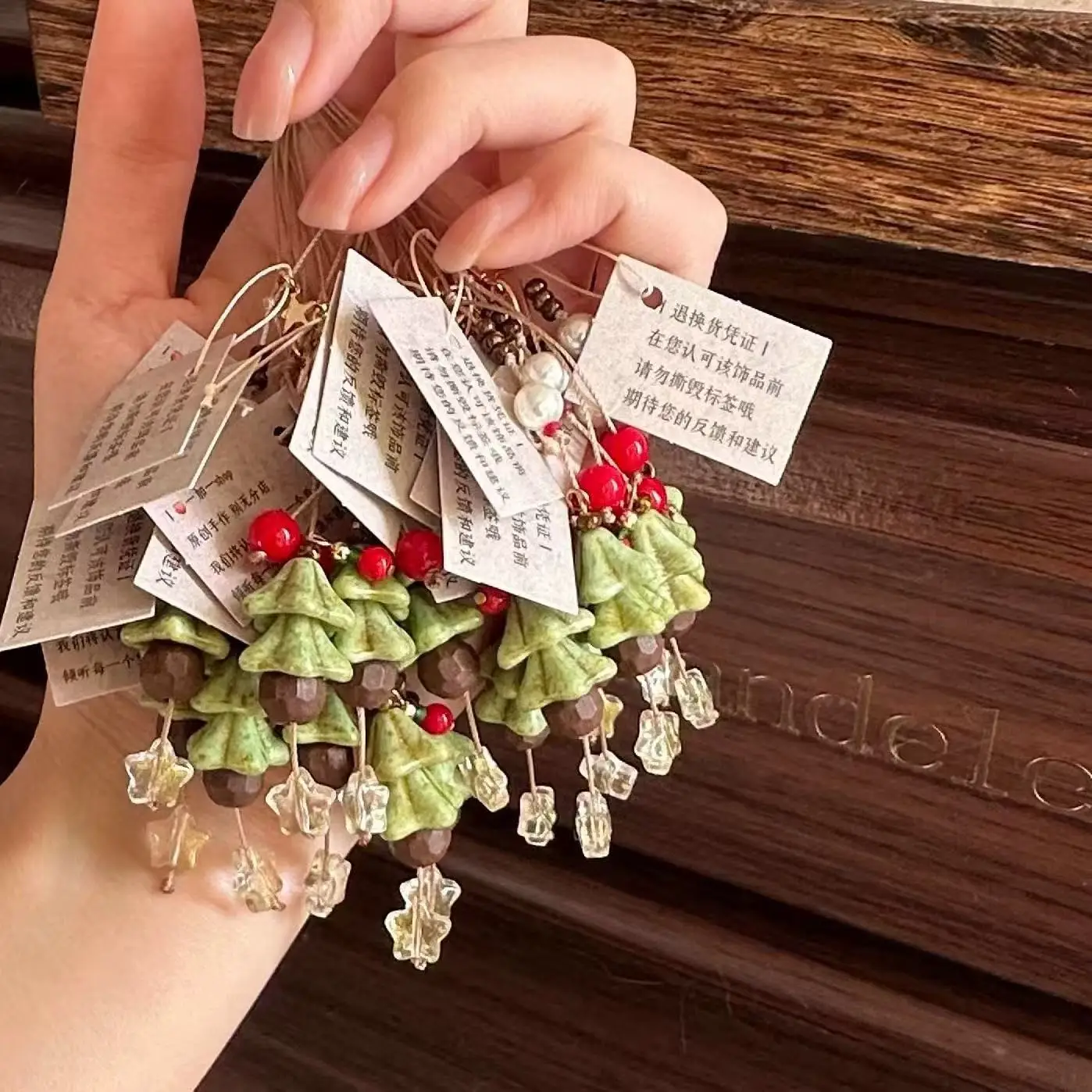 Christmas Keychain Pendant Handmade Red Green Alloy Lightweight Original Design Phone Strap Bag Charm Holiday Attractive
