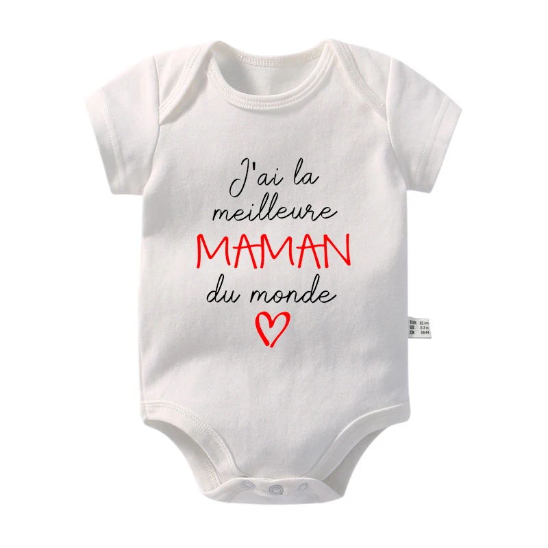 Cotton baby bodysuit with Mom or Dad message – Newborn gift for parents