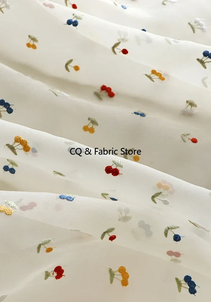Nuovo tessuto di tulle del tessuto del pizzo della ciliegia del ricamo del organza per il vestito del tessuto dei vestiti delle ragazze panno fatto a mano fai da te