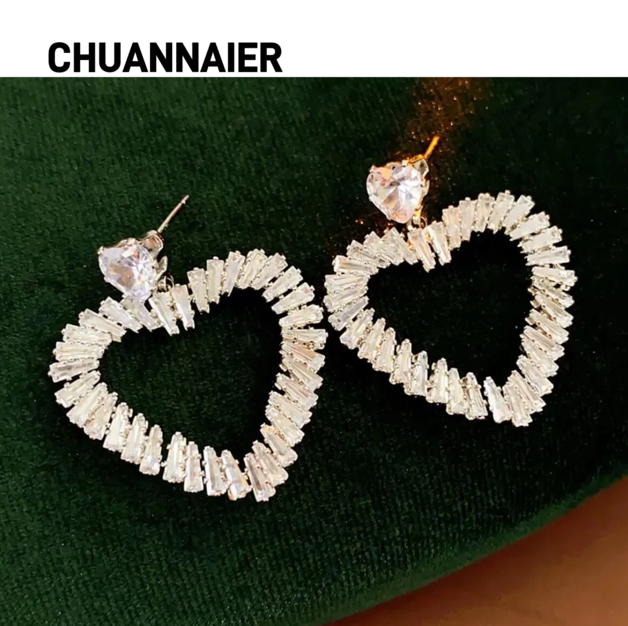 

Bestseller ultra-shiny embossed heart earrings, luxurious and high-end earring, exquisite and versatile earring, design sense