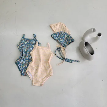 Baby Girls' Floral Swimsuit Set with Matching Hat 3 2024 New Baby Kid's One-piece Swimwear With Hat Toddler Girl's Dot Floral Suspenders Swimming Suit Summer Beach Wear 3