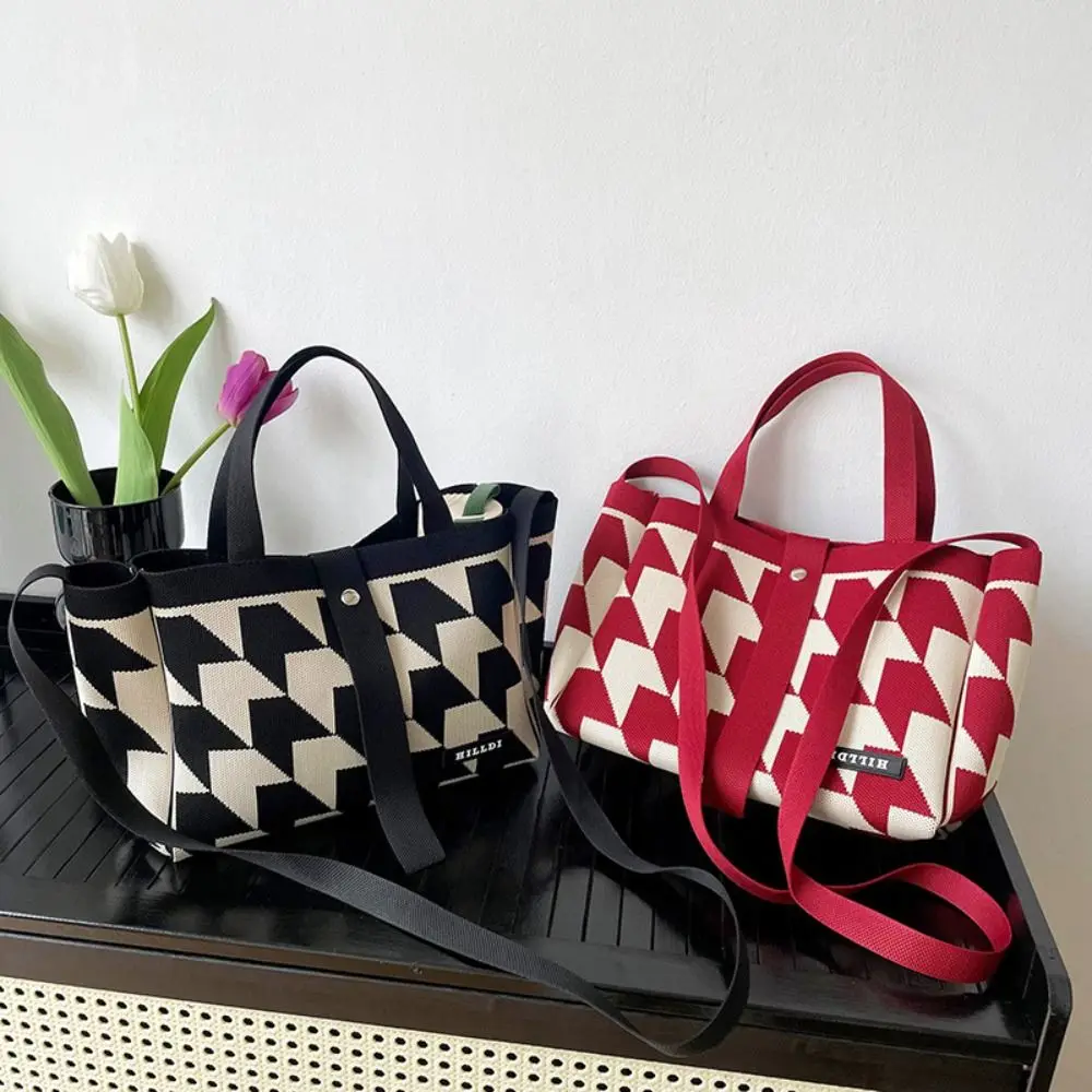 

New Arrow Pattern Hand-woven Bag High-capacity Knit Knot Wrist Bag Knitting Shoulder Bags Student
