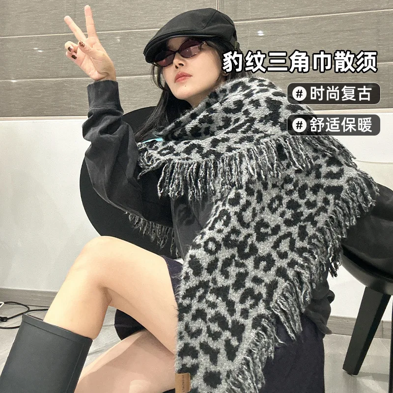 

​ ​ Шарф с леопардовым принтом, женский зимний шерстяной треугольный шаль с кисточками, винтажная модная накидка, теплая ​ ​