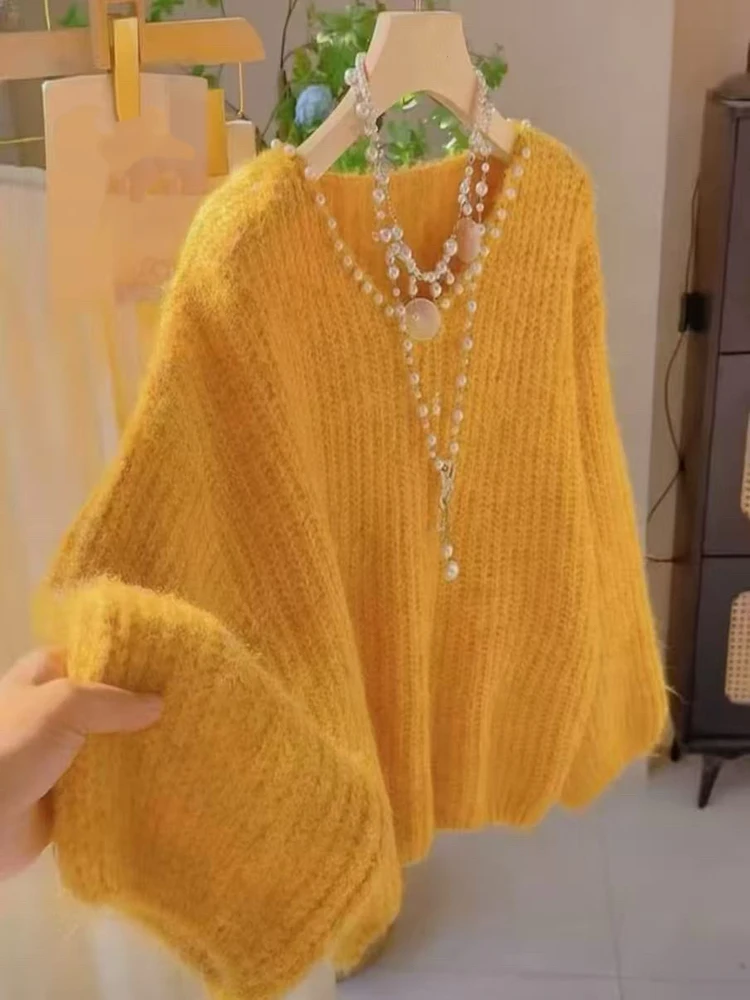 

Loose Fit V-Ne Knitted Sweater Women's Soft Cozy Yellow Pearl Embellied Casual Sle Autumn Winter New Arrival