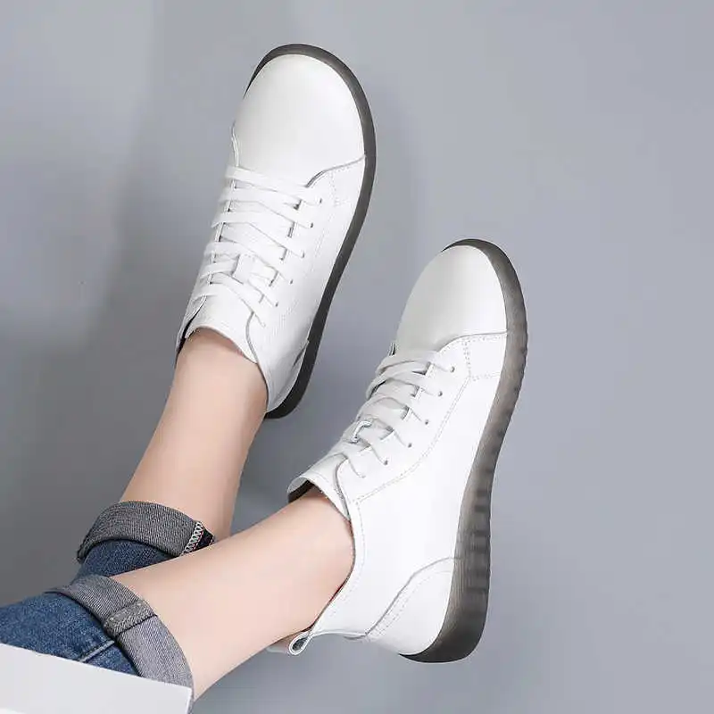 Hauteur augmentant Hip Hop dames chaussures baskets mocassins vulcanise chaussures blanc mocassin femme sport technologies nouveau