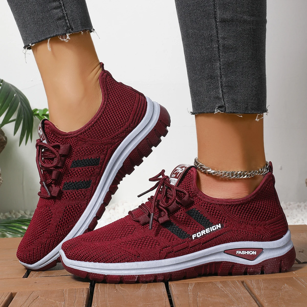 

2025 Spring Fashion Women's Shoes High Quality Anti Slip and Wear Resistant Sports Shoes Mesh Breathable Walking Shoes Designer