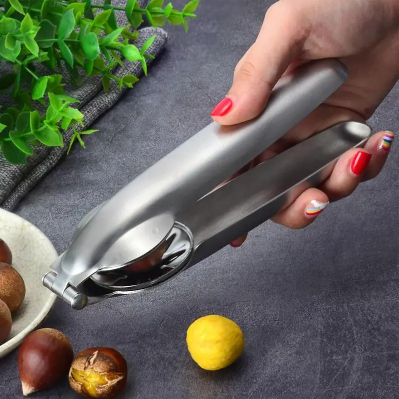 Chestnut Clip Nut Cracker Walnut Pliers Metal Multifunctional Food Grade Stainless Steel Nutcracker Sheller Walnut Pliers