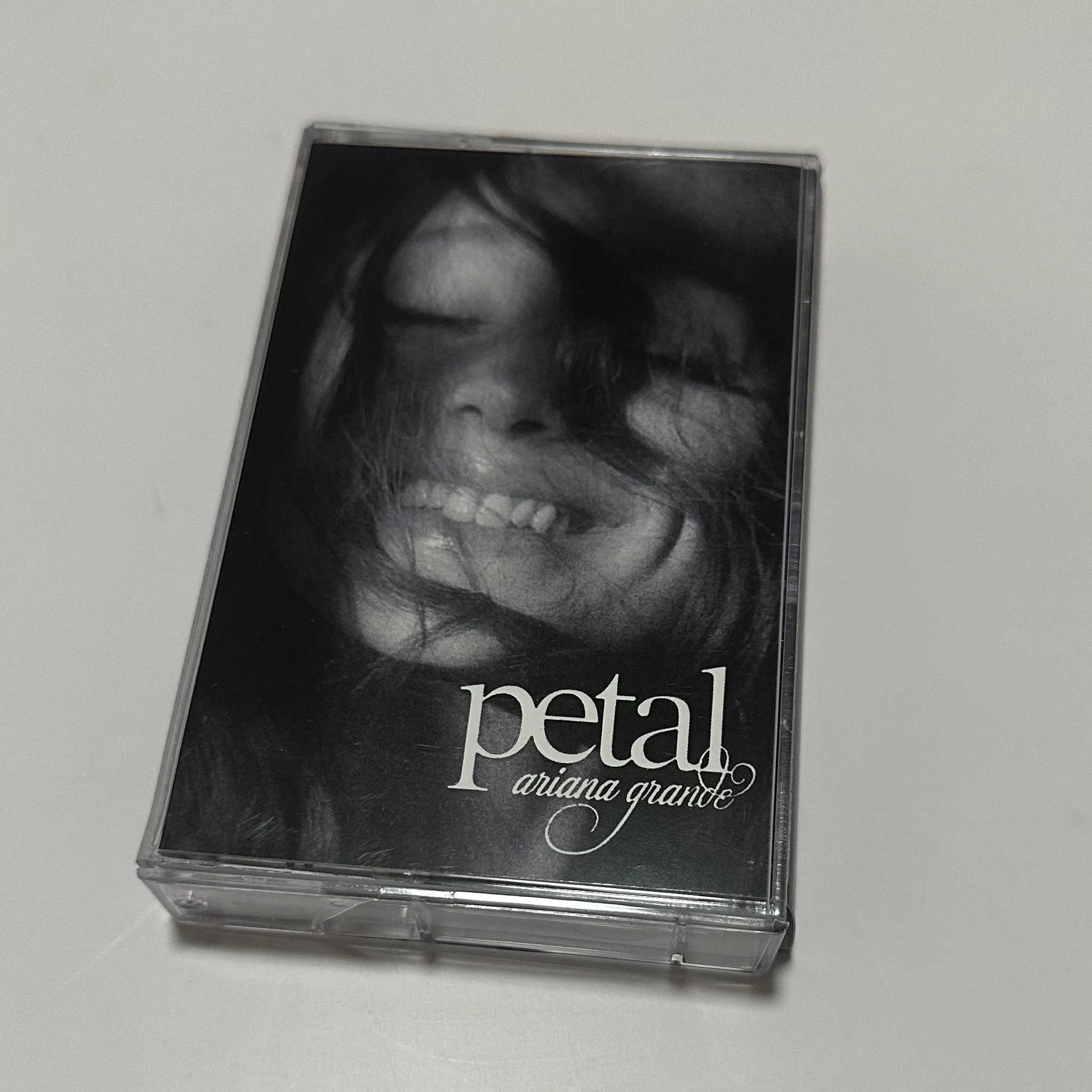 Pop Ariana Grande Music Tape Petal Album kiss me Cassettes big feelings Audio Tapes Walkman Car Party Music Soundtracks Box Gift